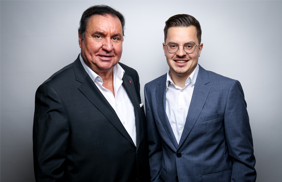 AXA Regionalvertretung Bernd von Zweydorf aus Berlin