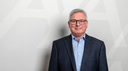 AXA Potsdam Schott & Kaminski oHG | Unser Team
