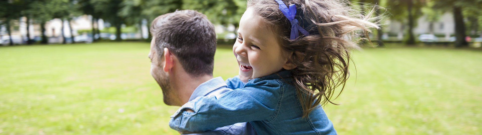 Mit der Risikolebensversicherung von AXA entspannt den Alltag mit der Familie genießen