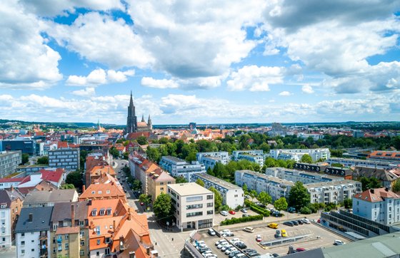 AXA Ulm Josua Olschmidt | Unsere Filiale