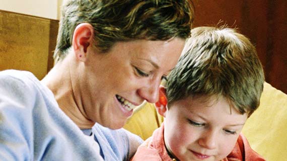 mutter-und-sohn.jpg mutter-und-sohn.jpg