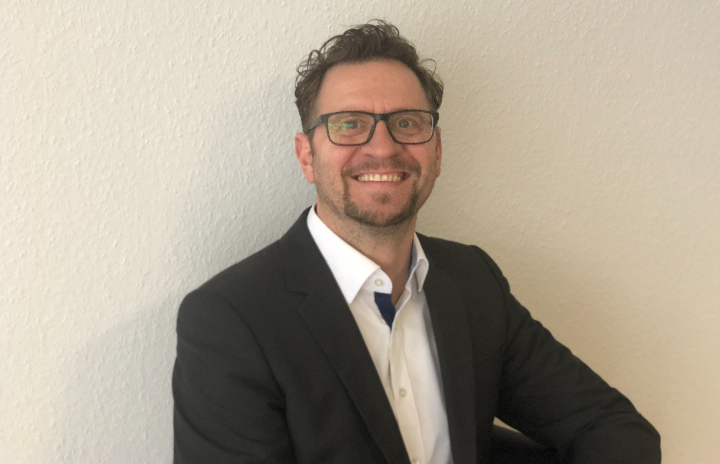 AXA Hauptvertretung in Rauenberg Aron Elzer aus Rauenberg