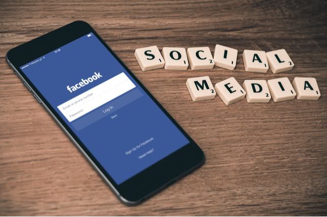 Sie finden uns auch auf Facebook