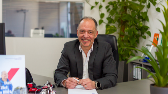 George Unsinn-Bender George Unsinn-Bender