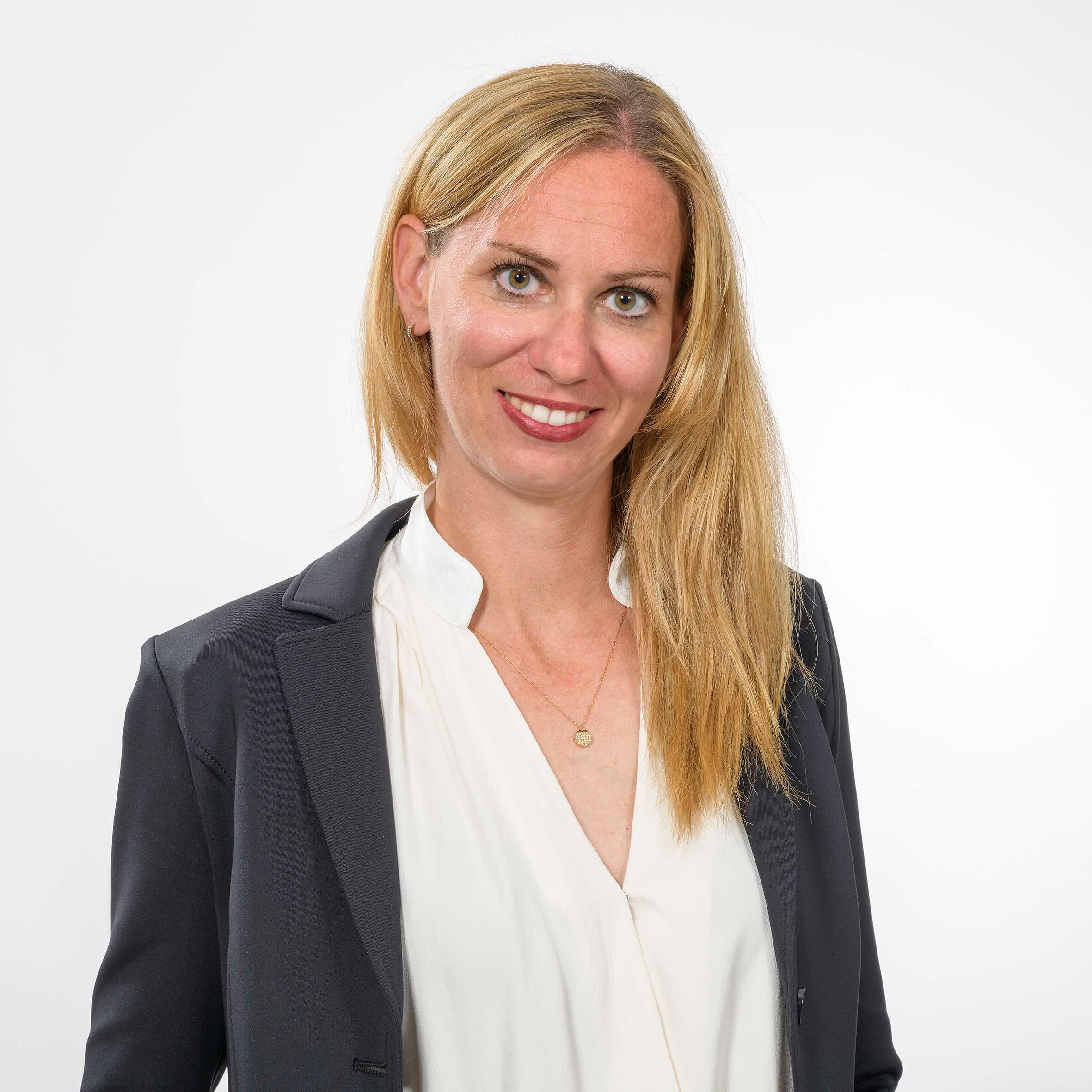 Lena Schork-Magenreuter