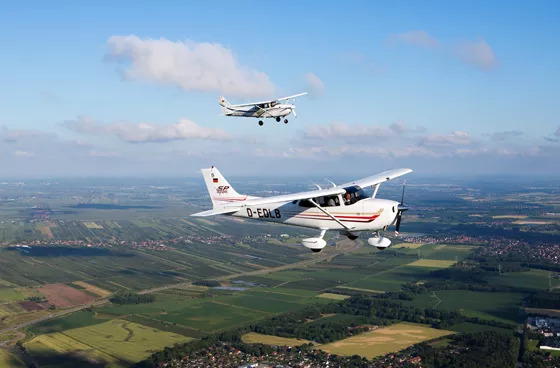Flugzeug Kasko-SB und Unfall-Kombination